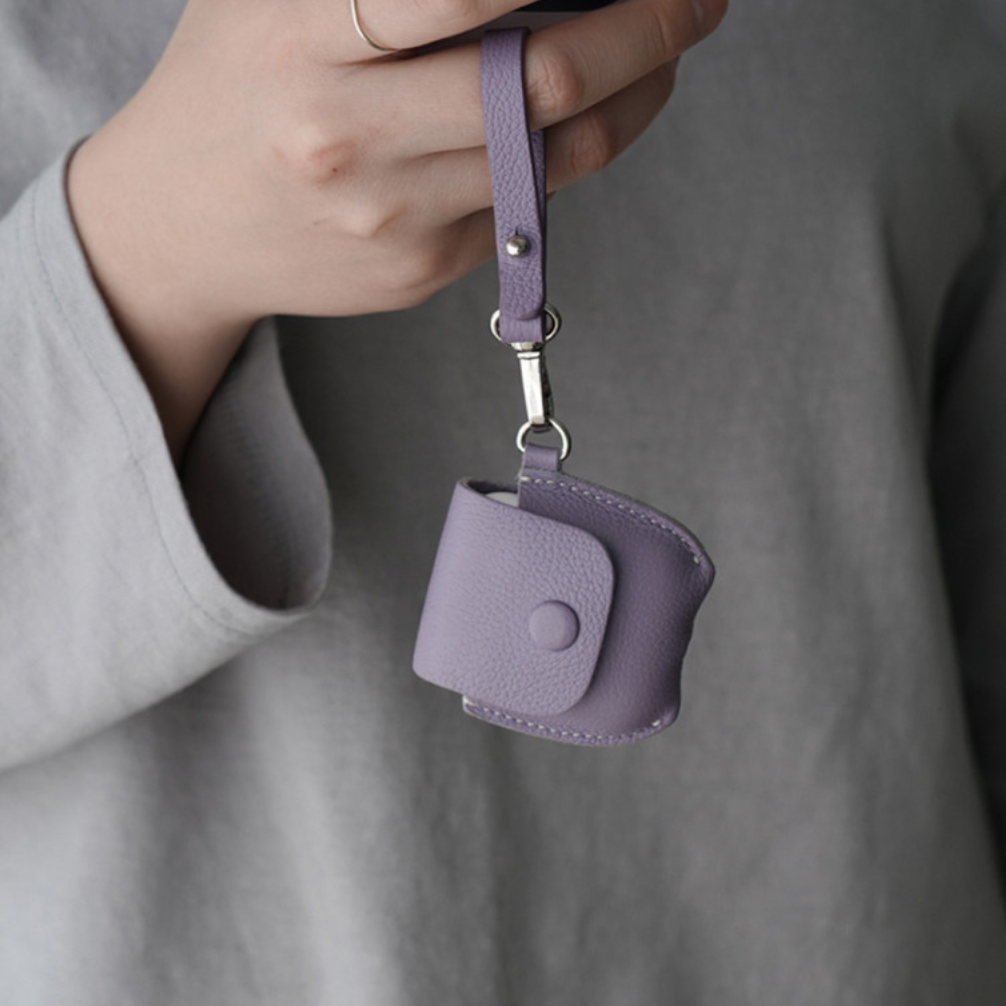|proper belongings| Proper Airpods Case 1/2