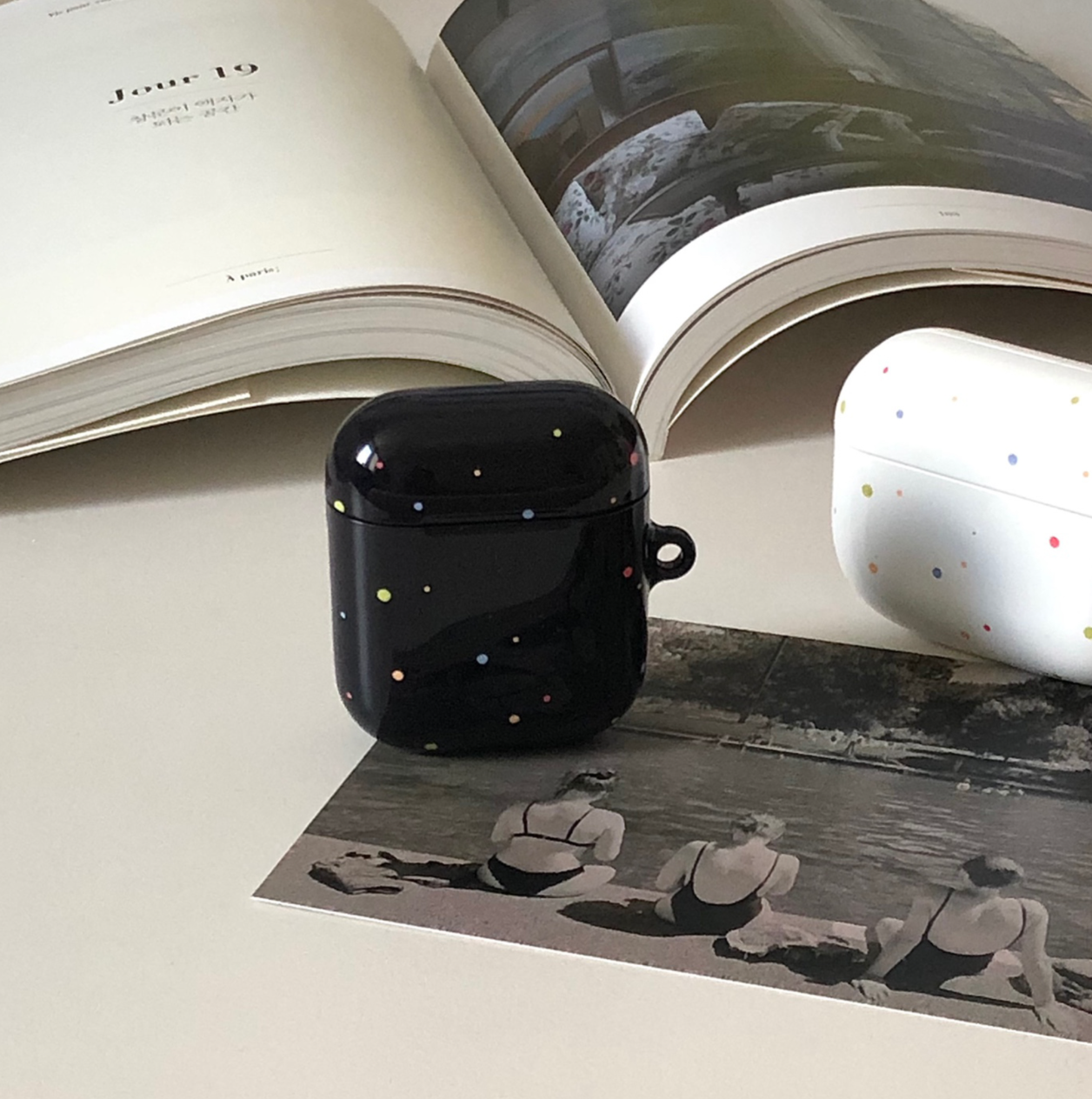 |bora and| Sparkle AirPods Case