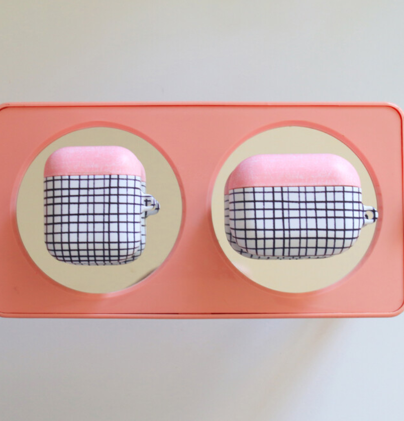 |Malgrecela| Crayon AirPods Case