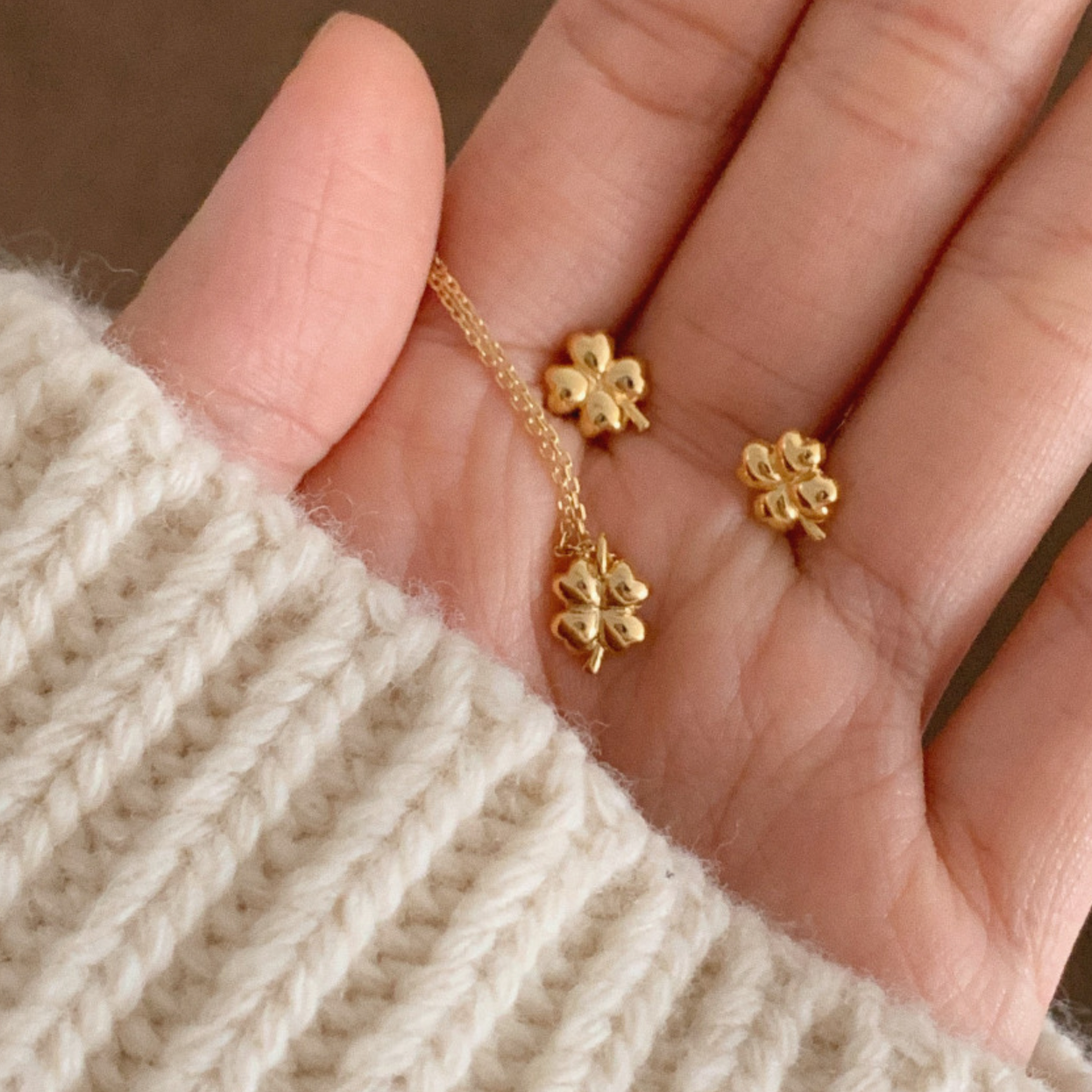 |DUNGEUREON| Four-leaf Clover Necklace