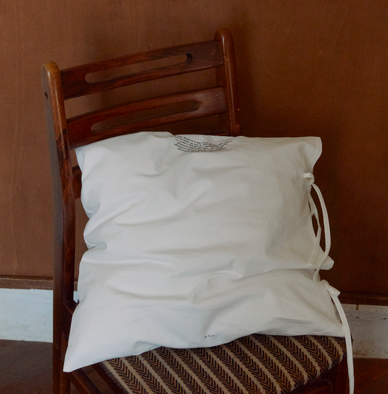|HOTEL PARIS CHILL| Cozy up Cushion Cover (Ivory)