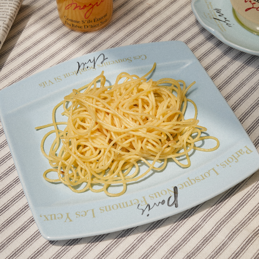 |HOTEL PARIS CHILL| La Magie Square Plate (Sky)
