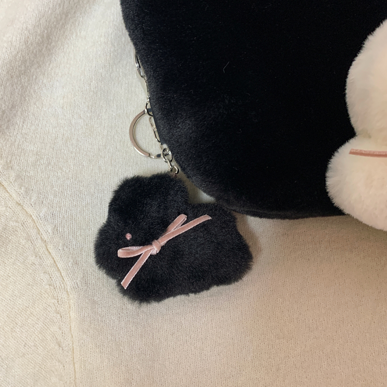 |BBIBIT| Cotton Bunny Popo Handmade Keyring (Black)