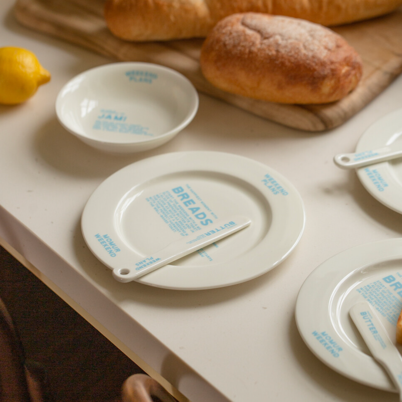 |momur| |Weekend 5| Plate (Ivory)