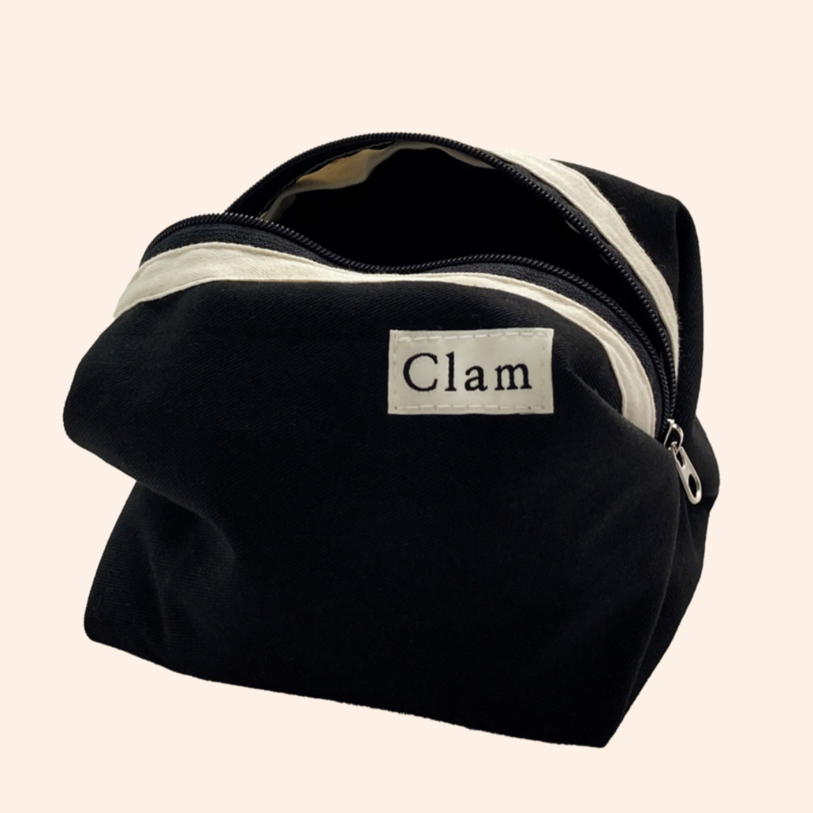 |Clam| Clam Round Pouch (Black)