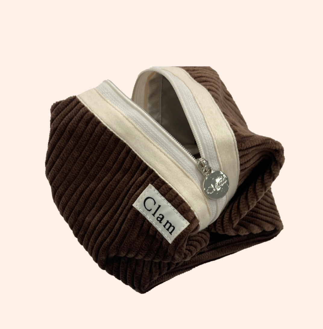 |Clam| Clam Round Pouch (Corduroy Chocolate)