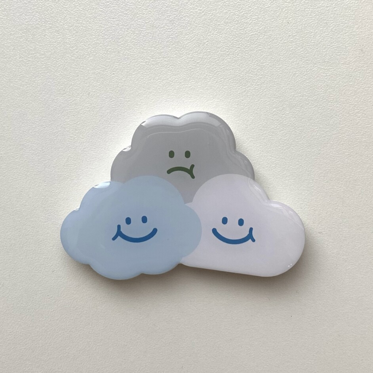 |skyfolio| Three Cloud Grip Tok