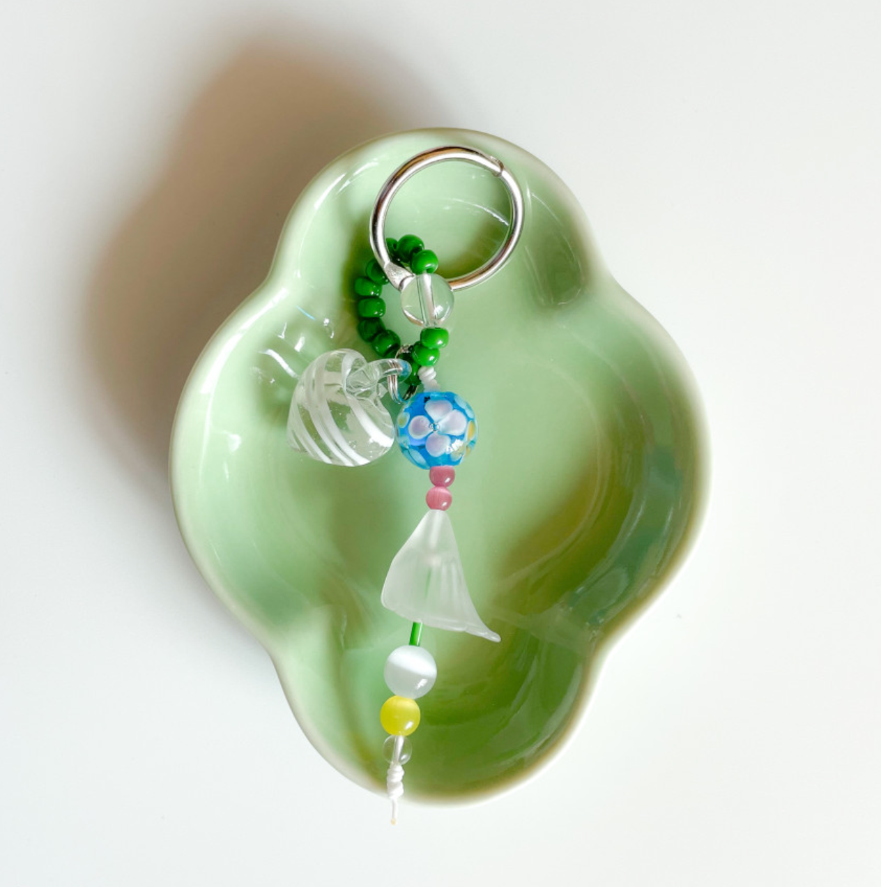 |mOzi| Flower Bouquet Gemstone Keyring