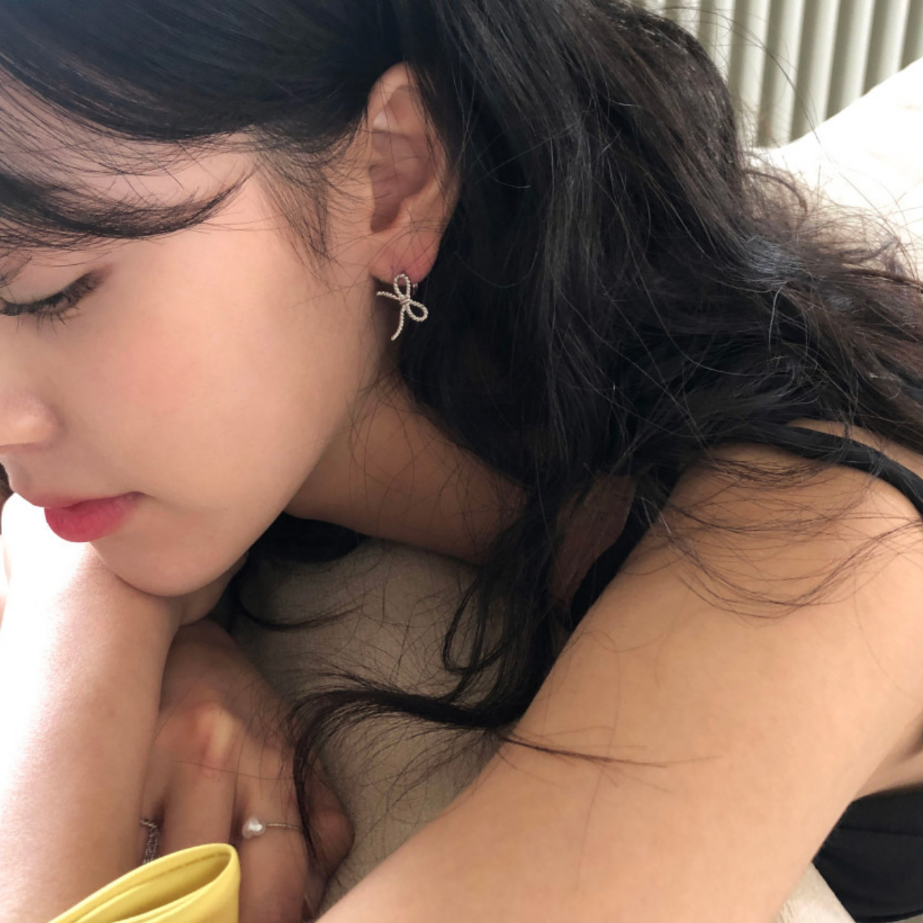 |DUNGEUREON| Nana Ribbon Earrings