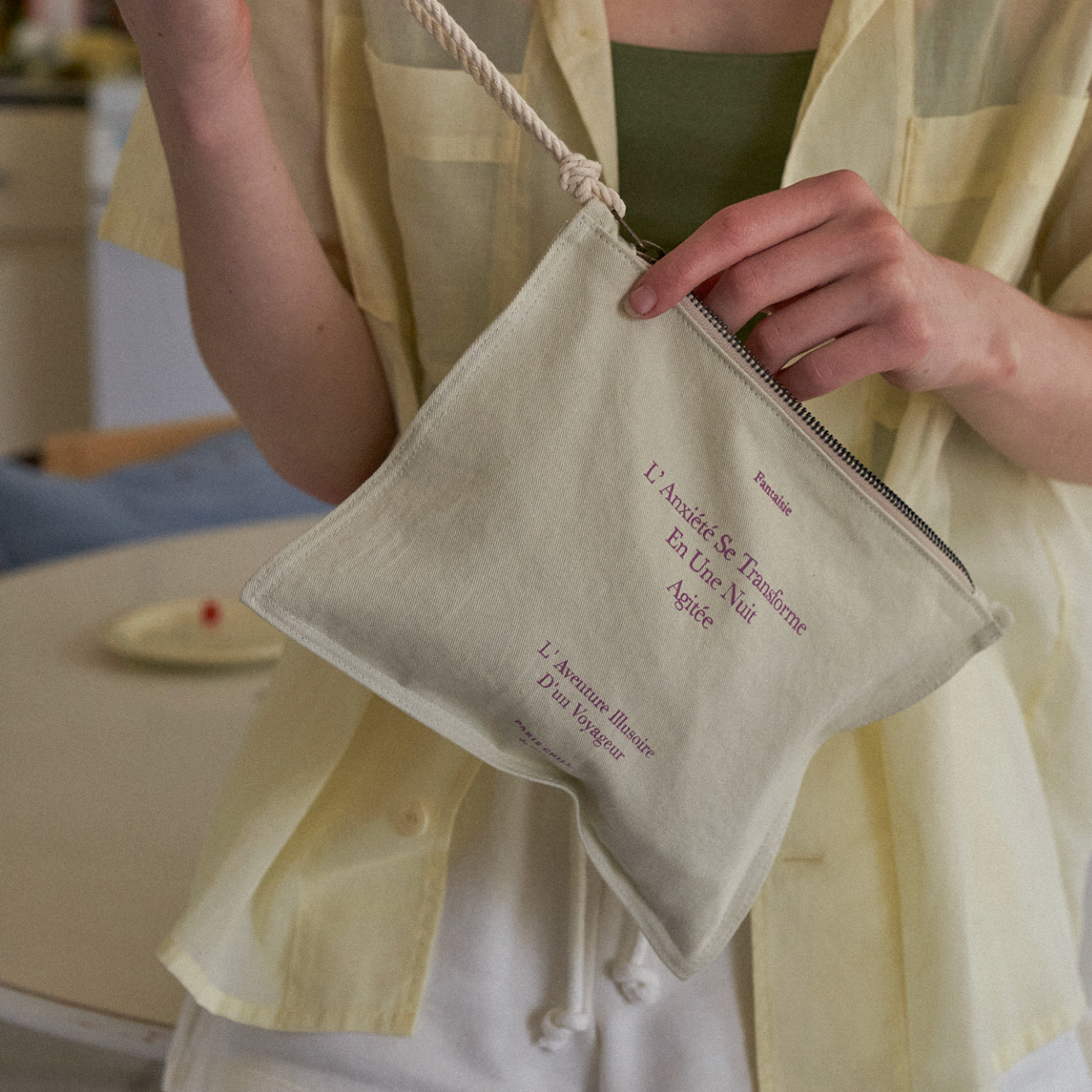 |HOTEL PARIS CHILL| Paradise Pouch (Lemonade)