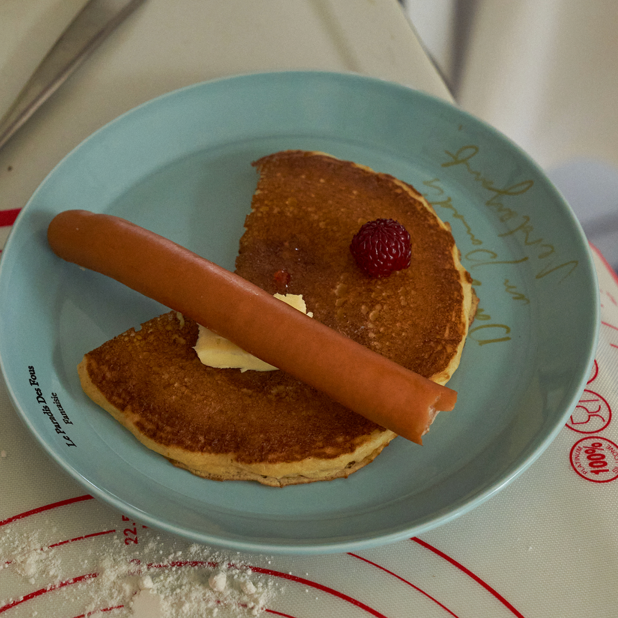 |HOTEL PARIS CHILL| Le Paradis Plate (Sky)