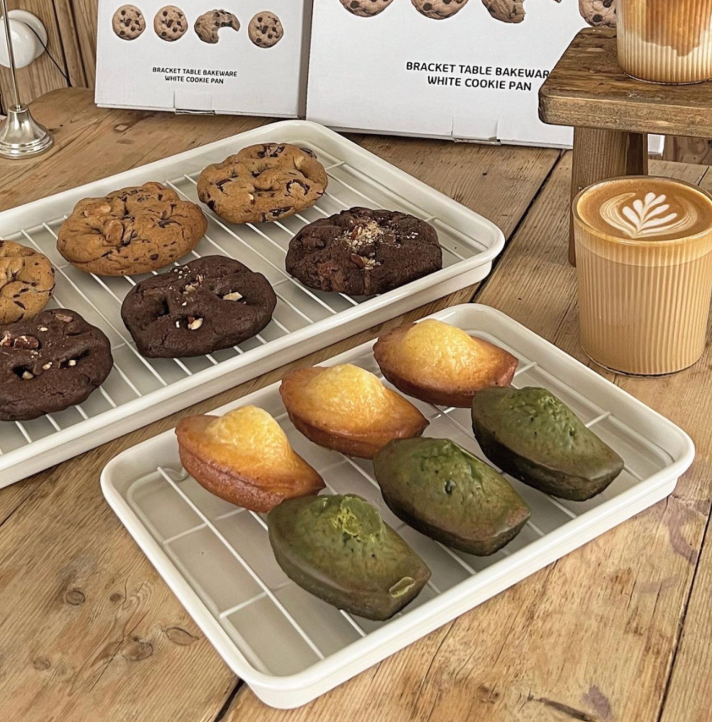 |Bracket Table| White Cookie Tray