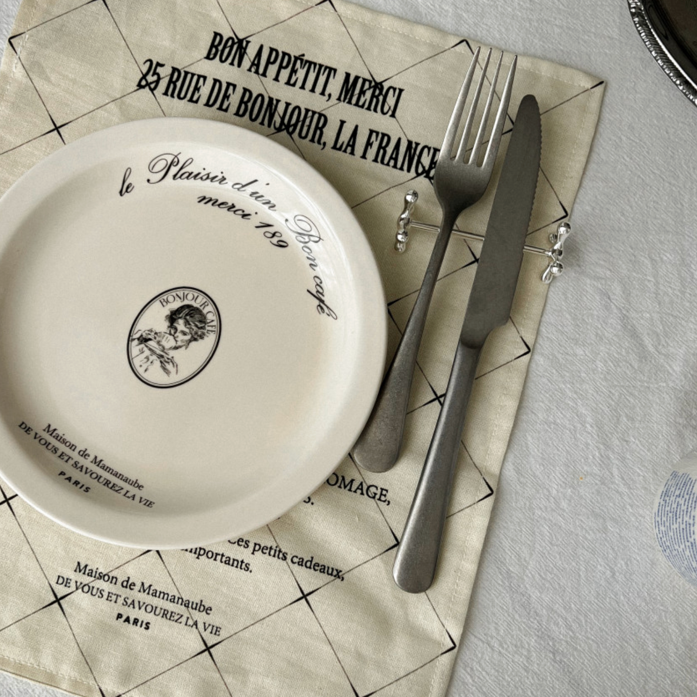 |MAMANAUBE| Merci 189 Round Plate 18cm