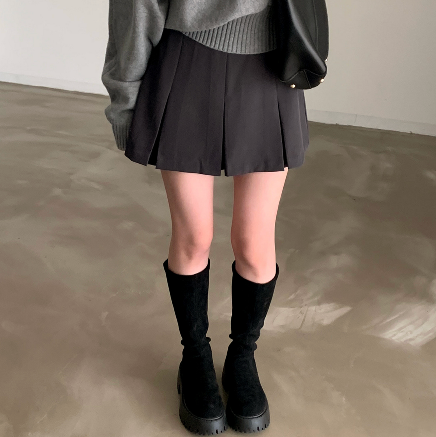 |CREAM CHEESE| More Pleats Mini Skirt