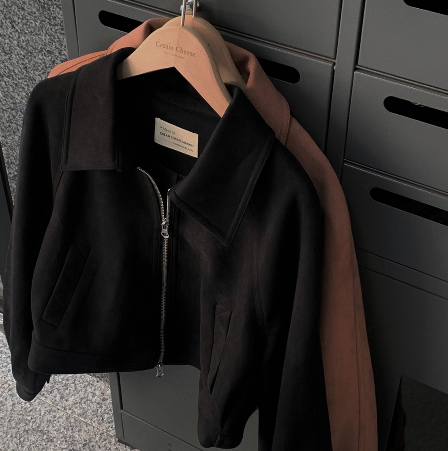 |CREAM CHEESE| Soft Raglan Crop Suede Jacket