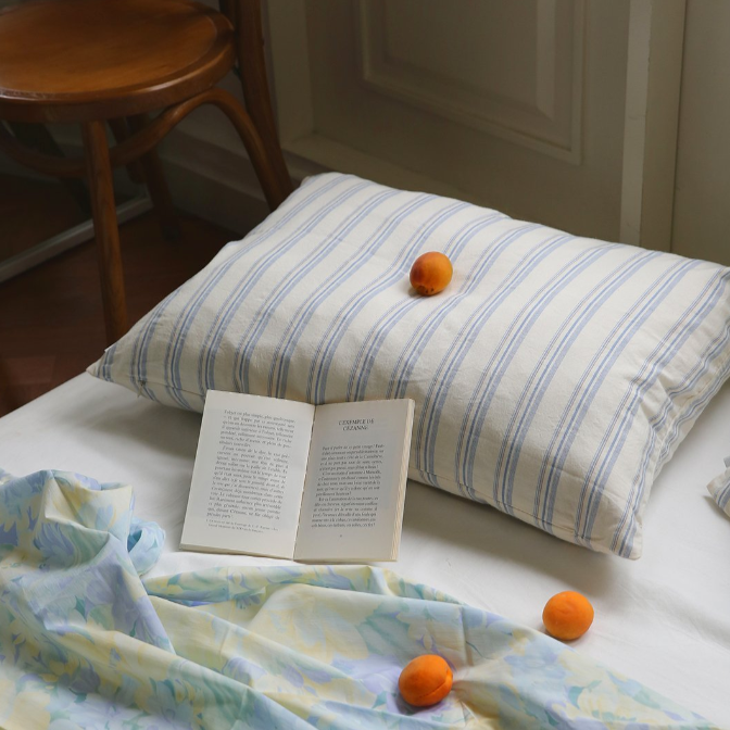 |MAISON DE ROOM ROOM| Paradise Stripe Zipper Pillow Cover