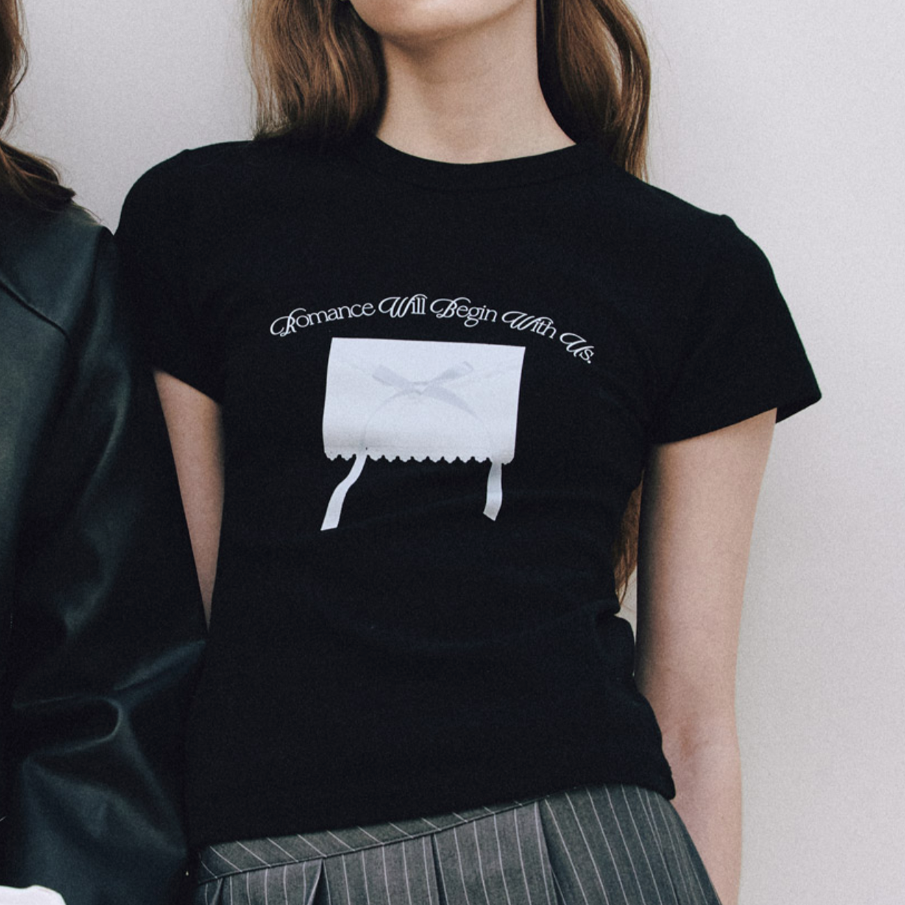 |Letter from Moon| Ribbon Letter Slim T-Shirts (Black)