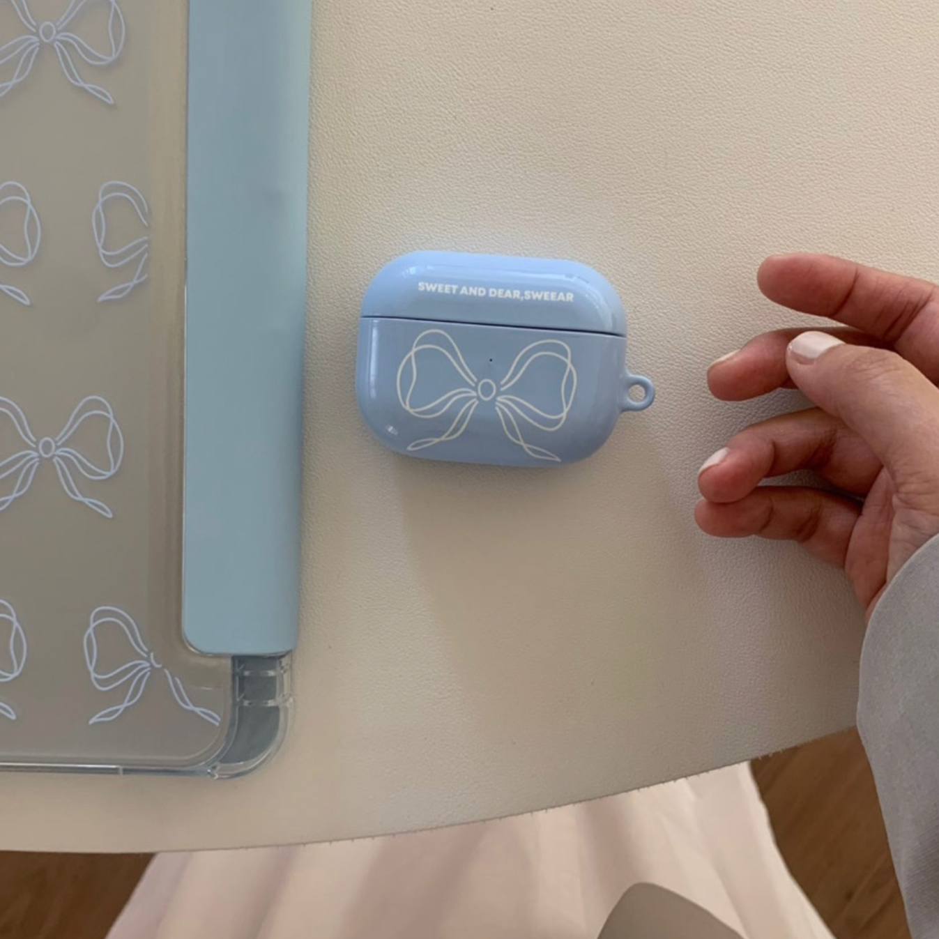 |SWEEAR| PURE RIBBON AIRPODS CASE