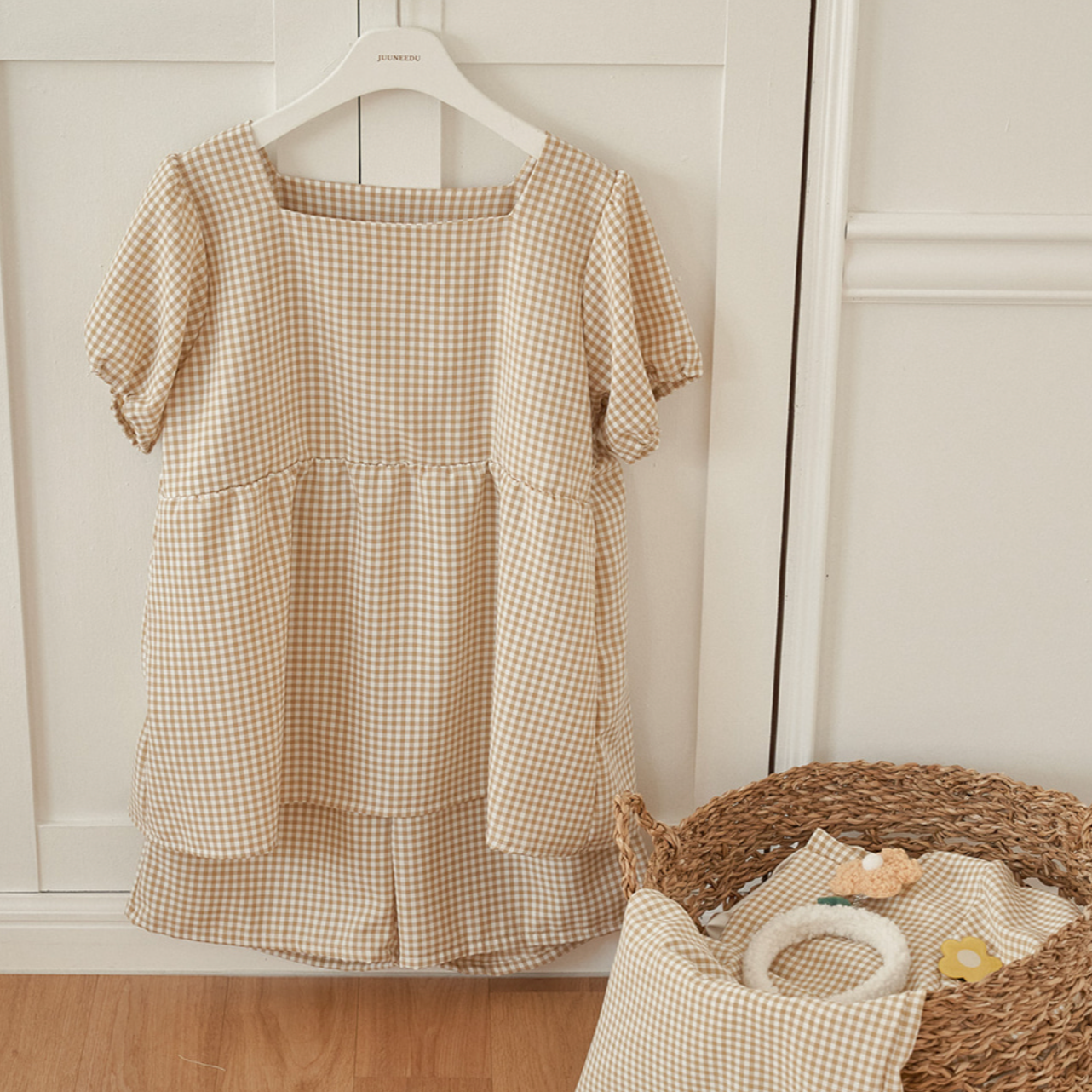 |Juuneedu| Scent Check Pyjama Set