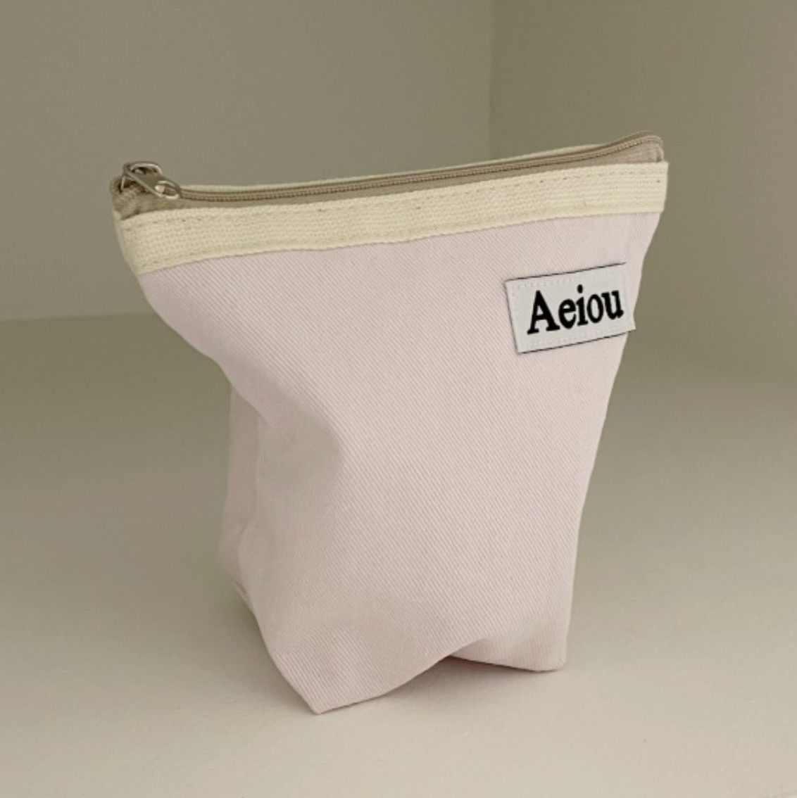 |aeiou| Aeiou Basic Pouch (M size) Pink Hula Berry