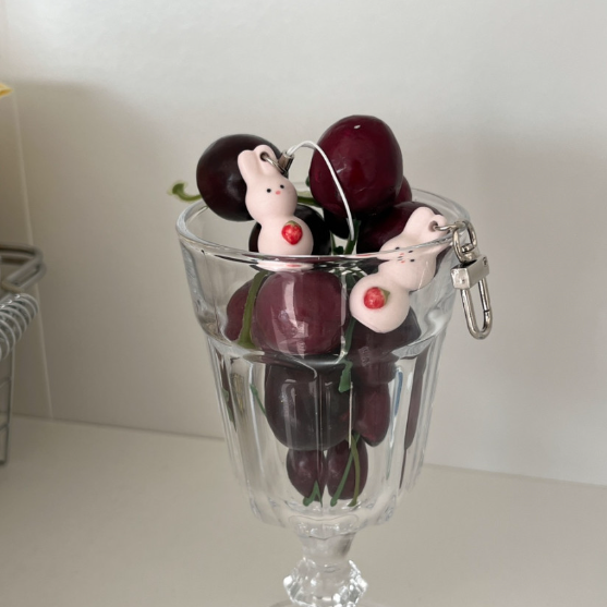 |flo.d studio| Strawberry Bunny Keyring