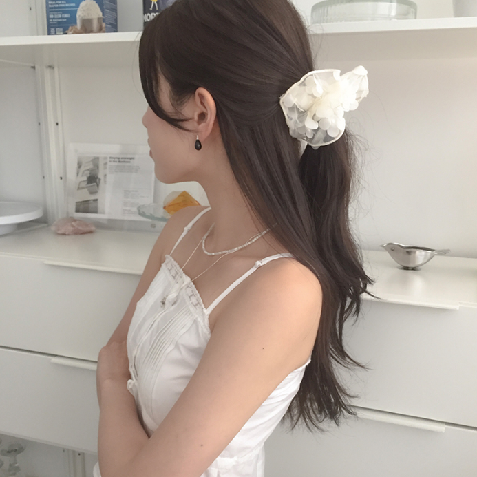 |moat| Mesh Flower Scrunchy