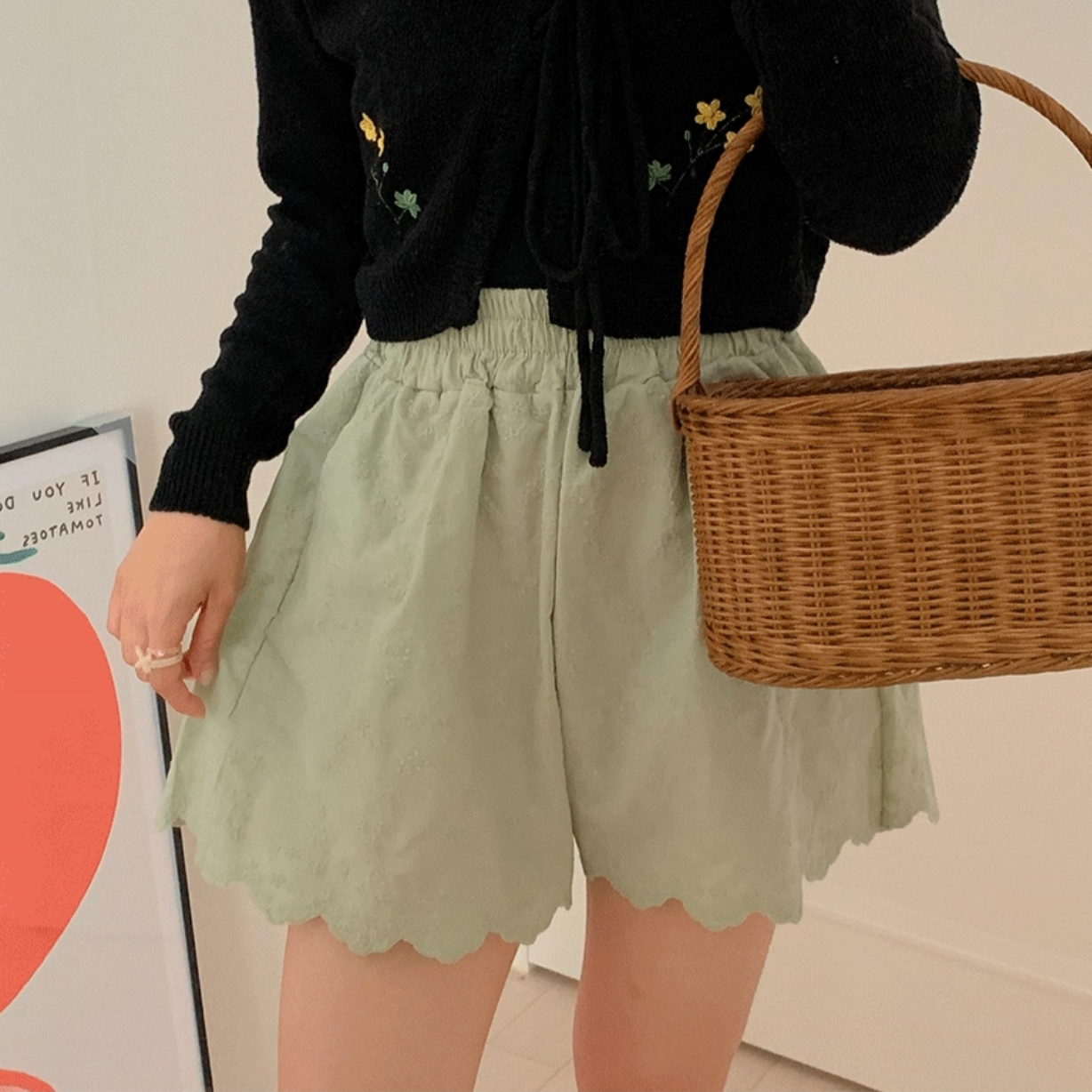 |bysovel| Embroidered Shorts