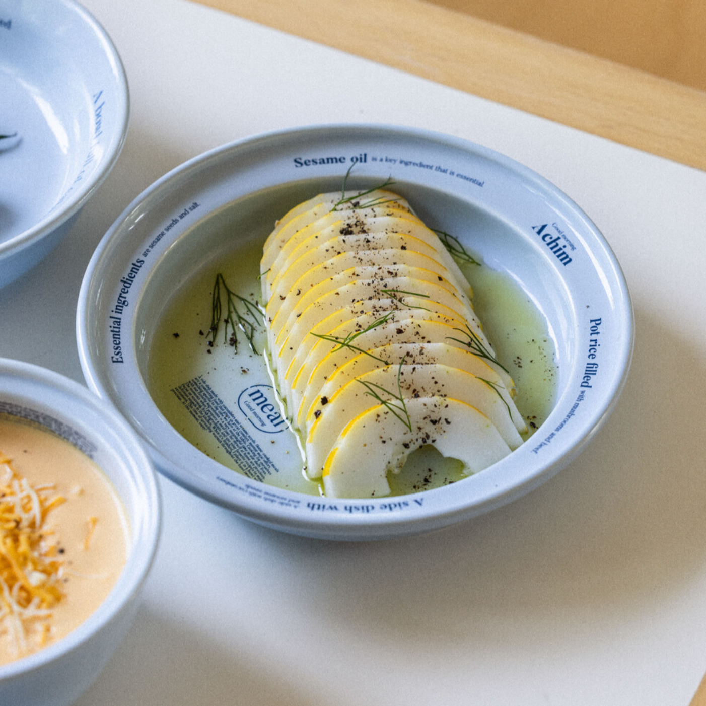 |momur| |weekend 9| Meal Round Plate Sky Blue