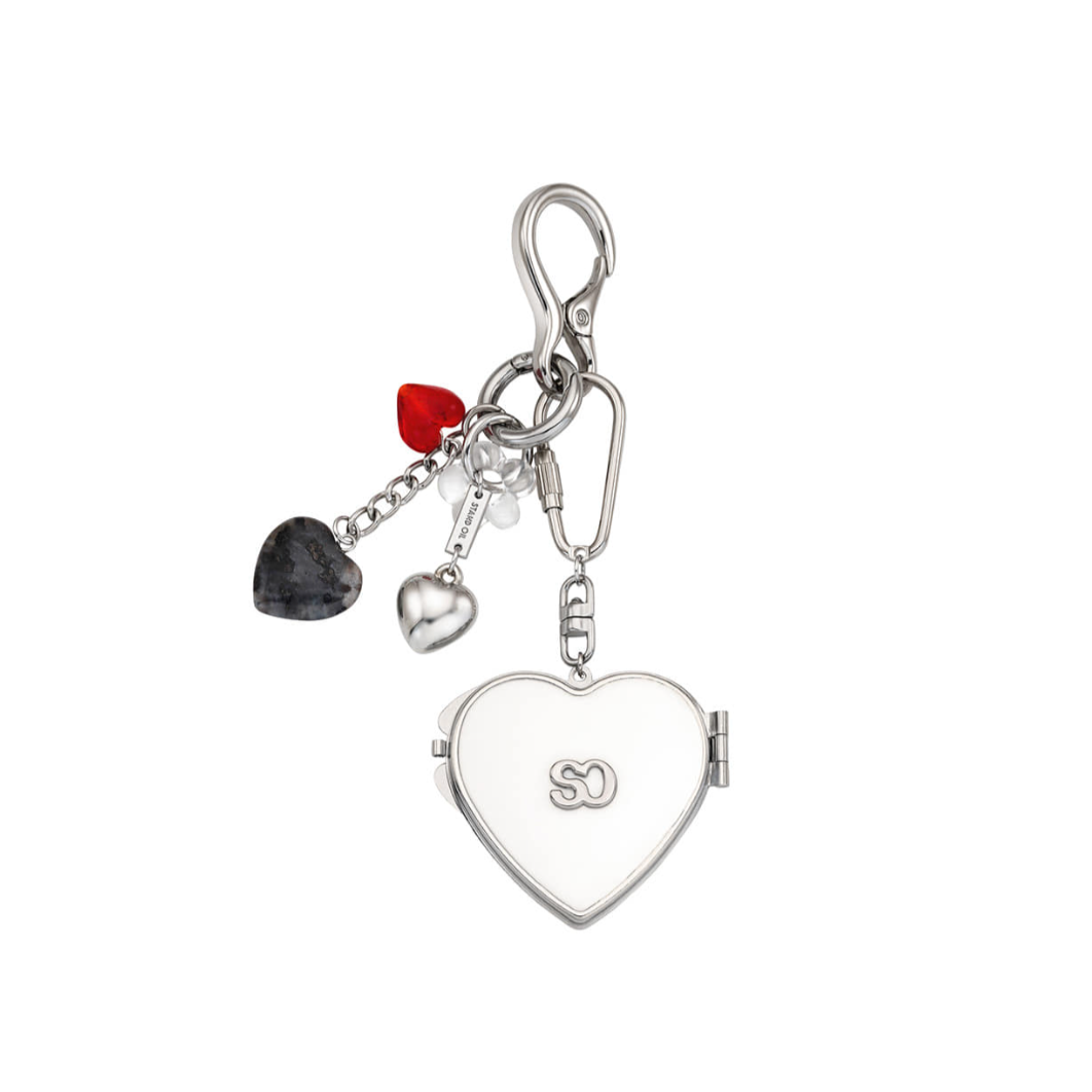 |STANDOIL| Heart Berry Keyring