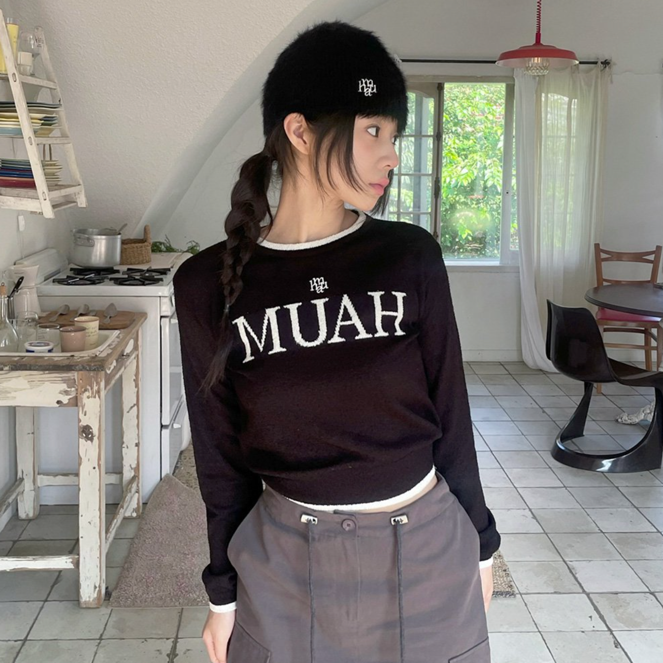 |muahmuah| Logo Bookle Round Knitwear |Black|
