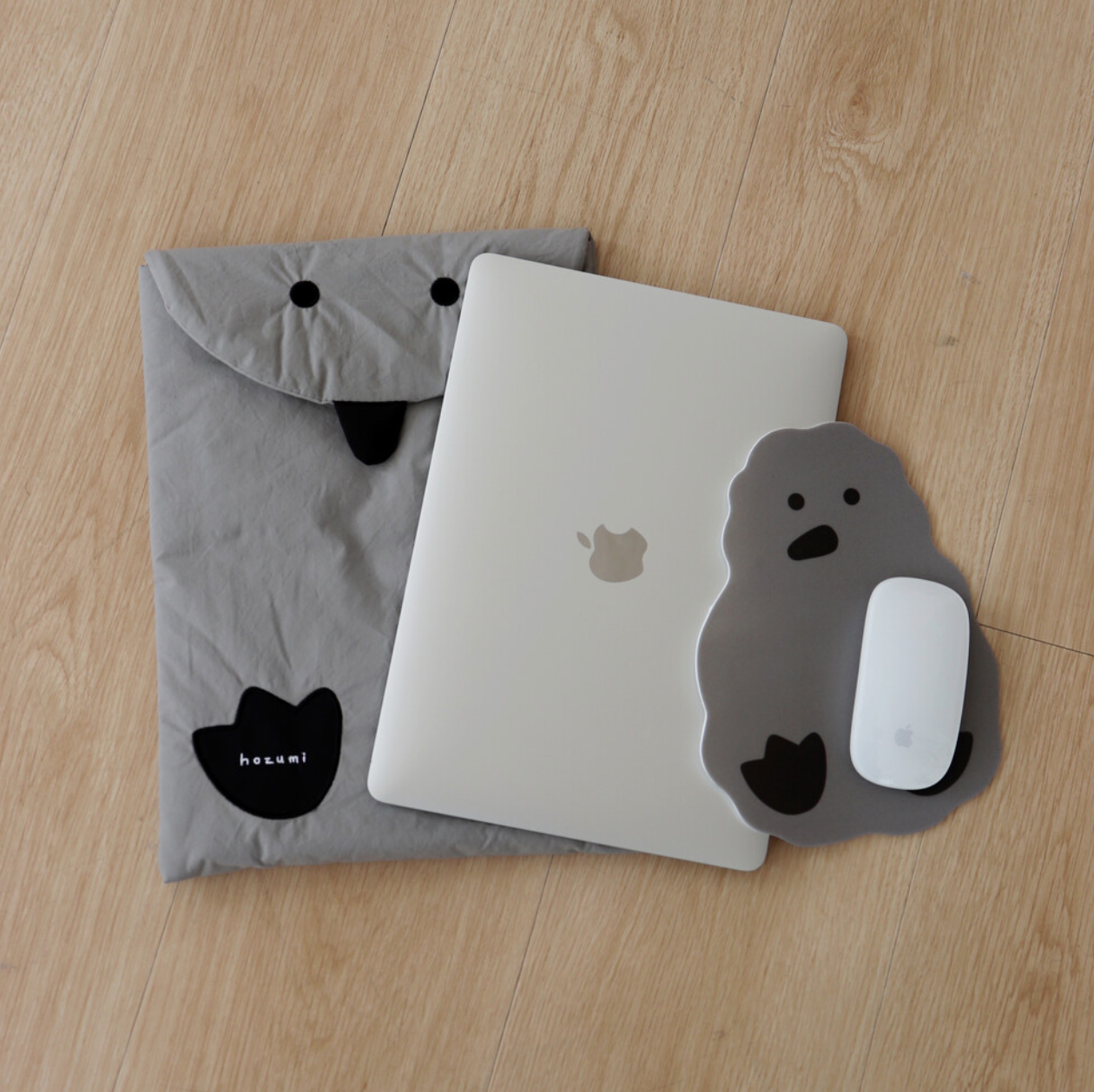 |hozumi| Sayho's Ipad Pouch