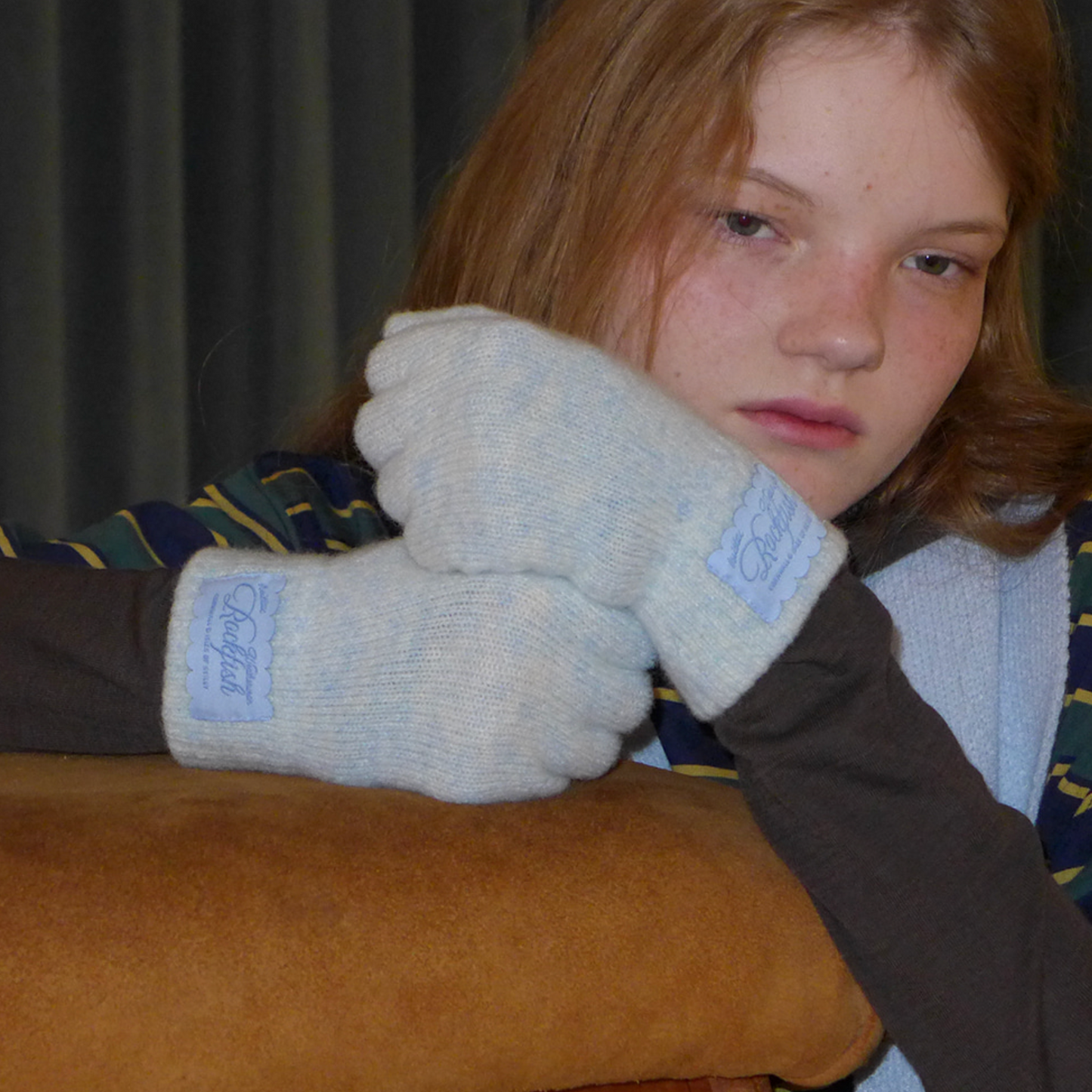 |Rockfish Weatherwear| NEW FLUFFY SHORT GLOVE