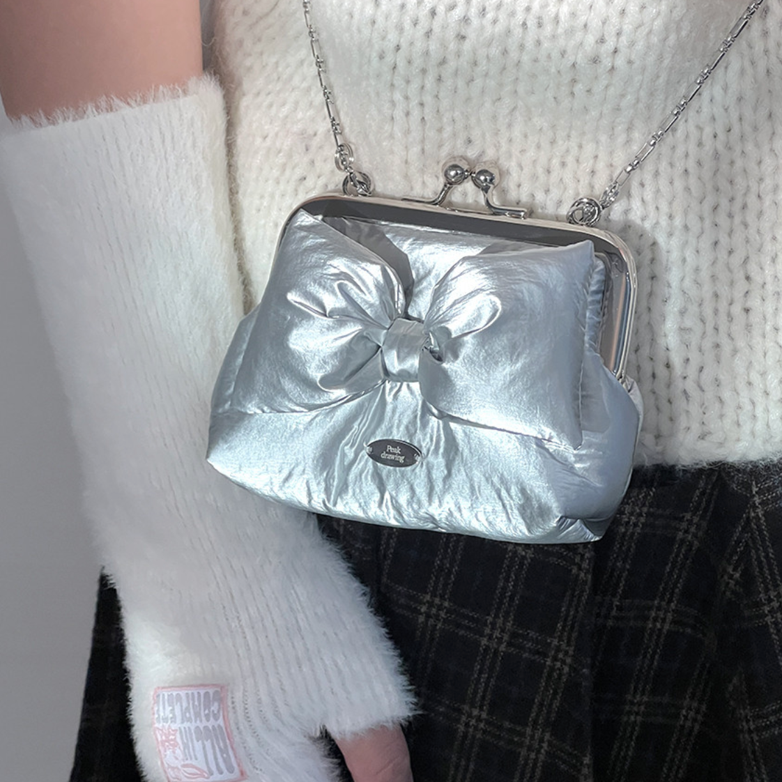 |Peakdrawing| Silver Ribbon Puffer Frame Mini Bag