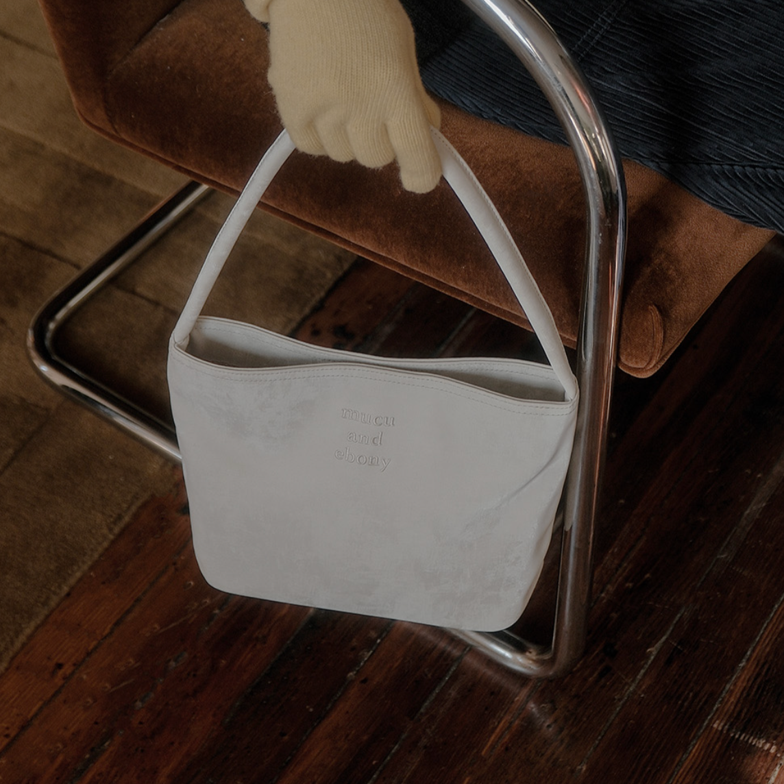 |mucu and ebony| Near Breeze Bag Mucu Grey