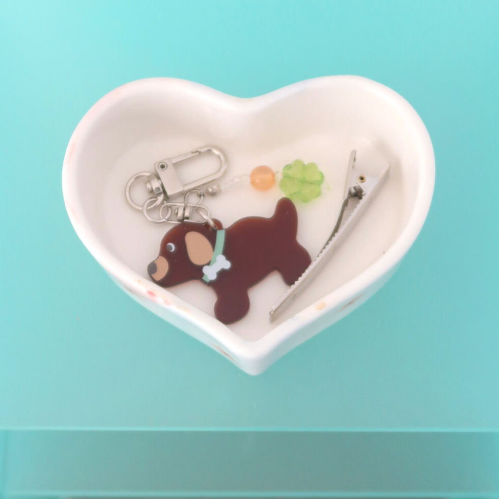 |KEZIM VILLAGE| PUPPY Keyring - GREEN BONE