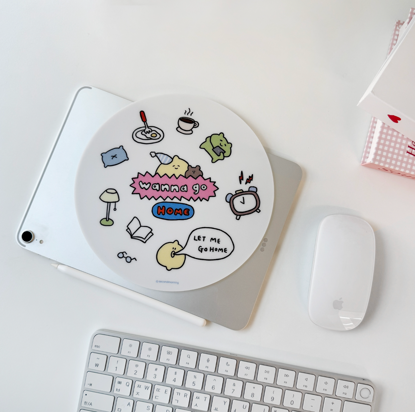 |second morning| Wanna Go Home Mouse Pad