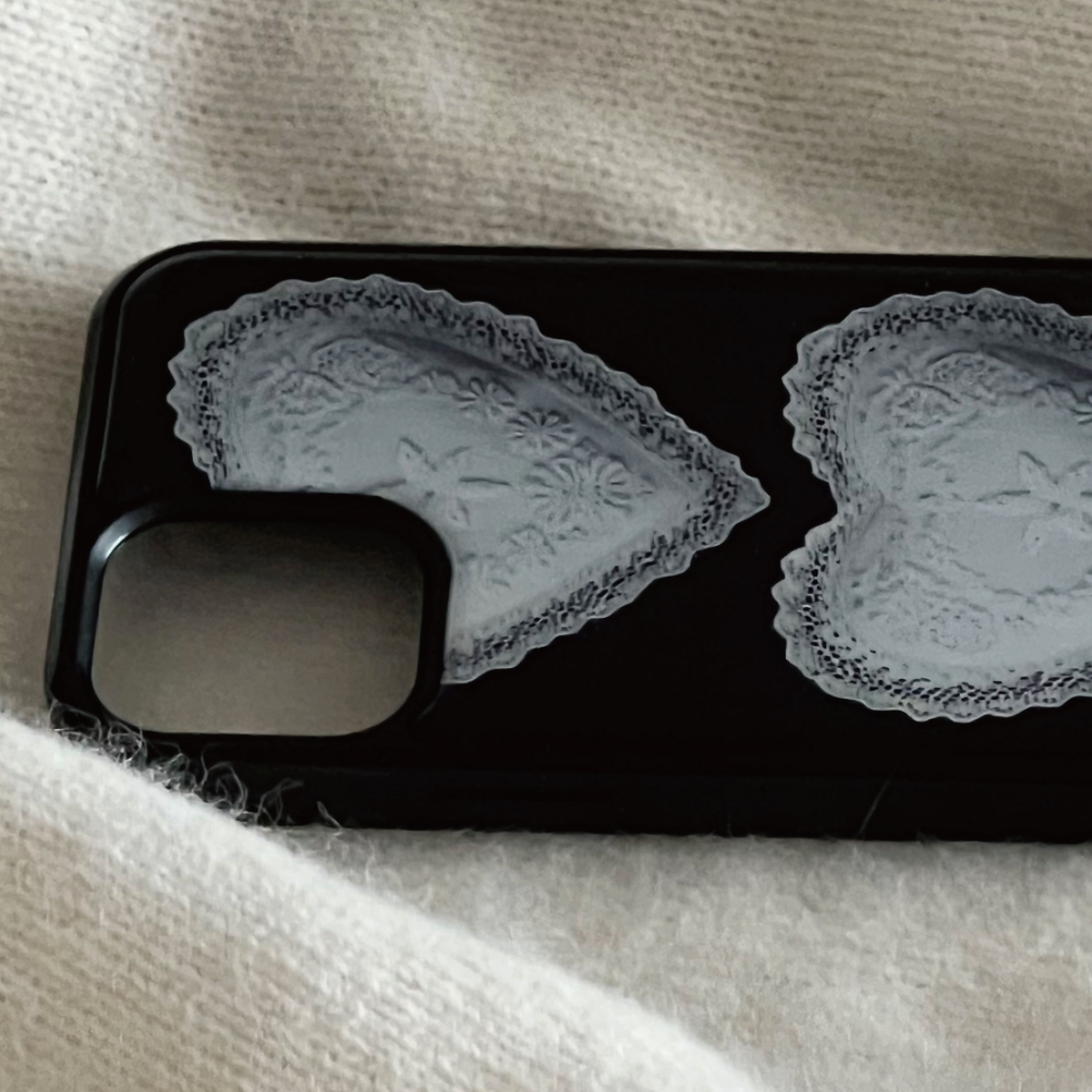 |kitsch kickkey| Snowflake Heart Epoxy / Bumper Glass Case