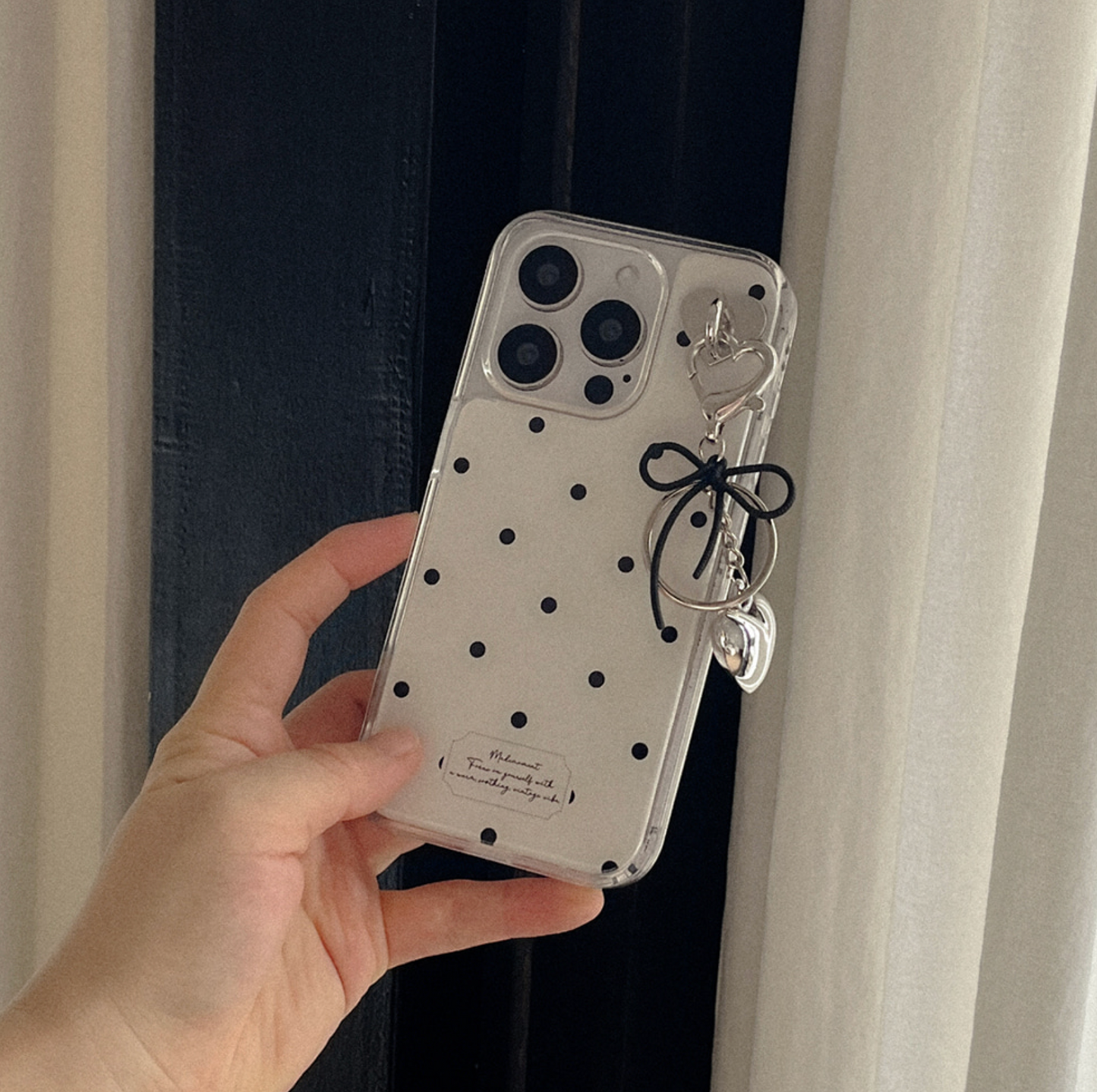 |Mademoment| More Round Acrylic Cover Case