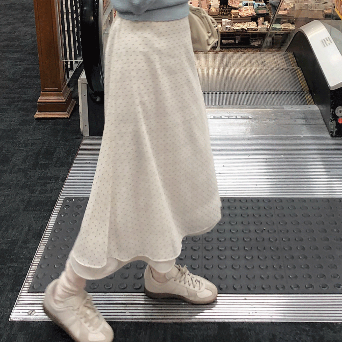 |SLOWAND| # SLOWMADE Earl Gray Layer Dotted Skirt