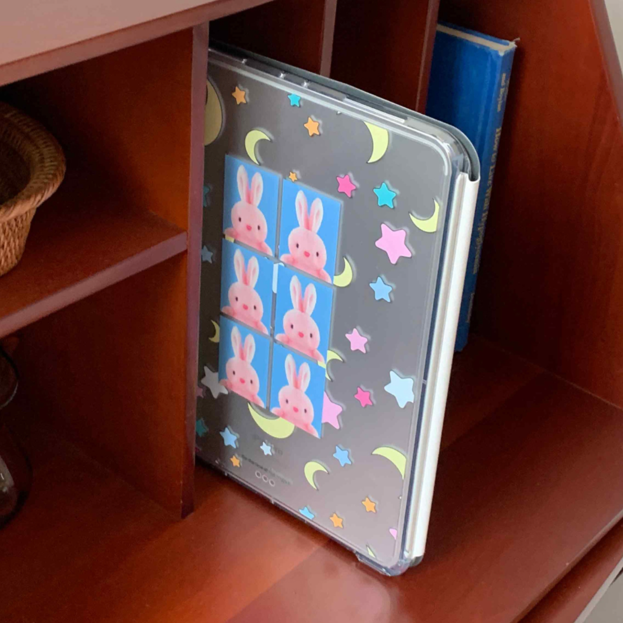 |byemypie| iPad Case - ID photo : Rabbit