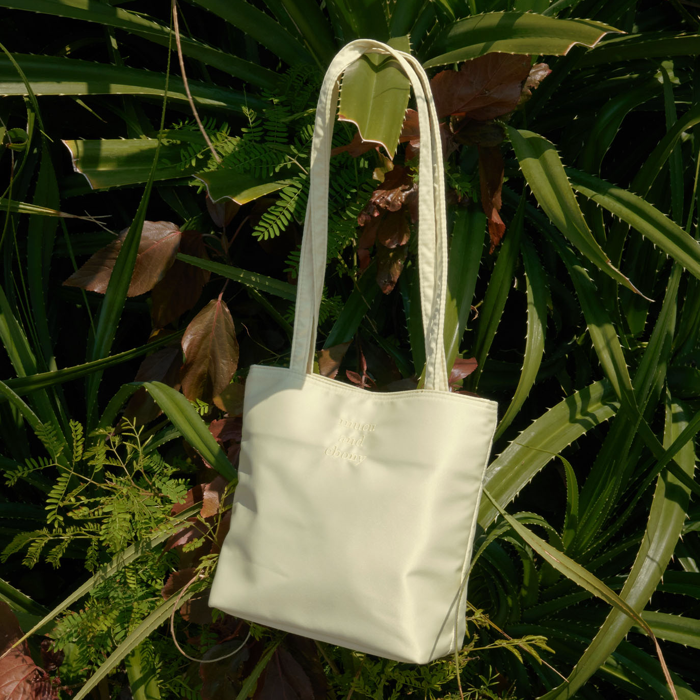 |mucu and ebony| Haze bag Cream Lemon