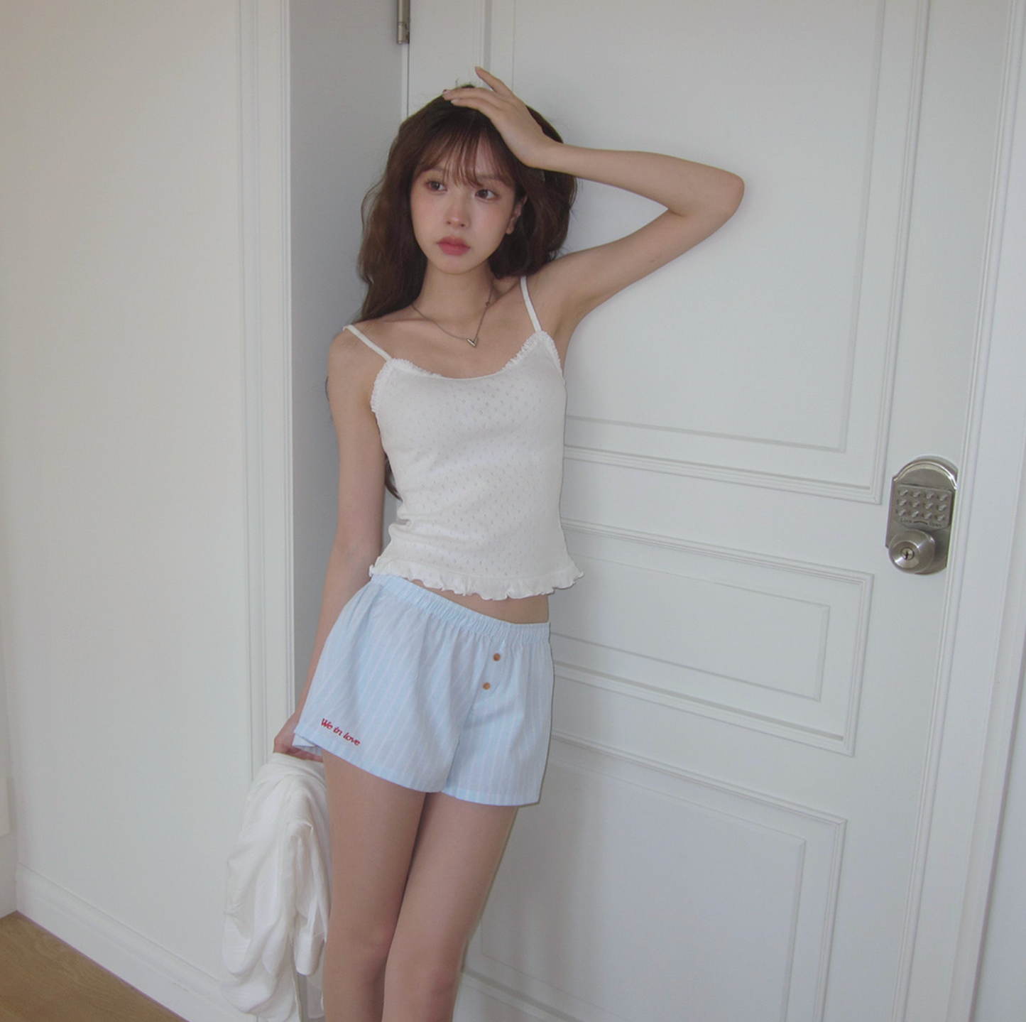 |CREAM CHEESE| Punching Frill Lace Sleeveless