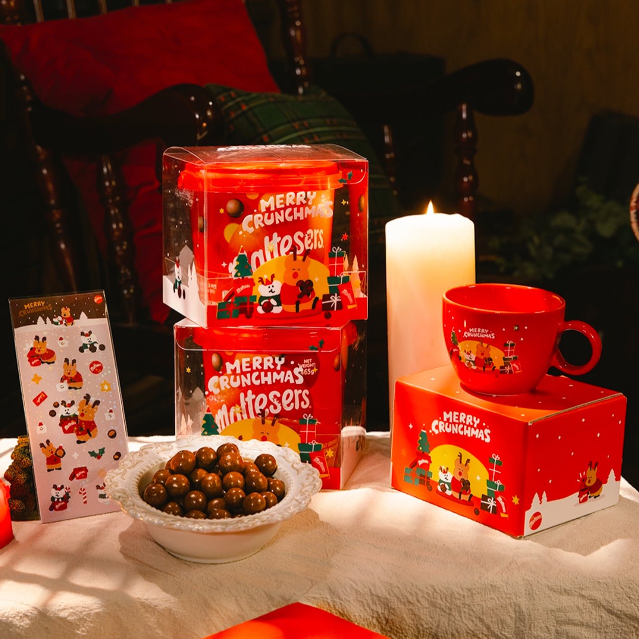 |Dinotaeng x Maltesers| Merry Crunchmas! Gift Box Collection