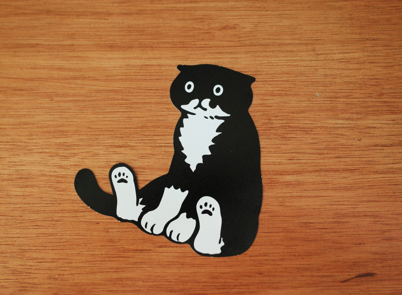 |HUGINN AND MUNINN| Die-Cut Postcard - Sitting Mo