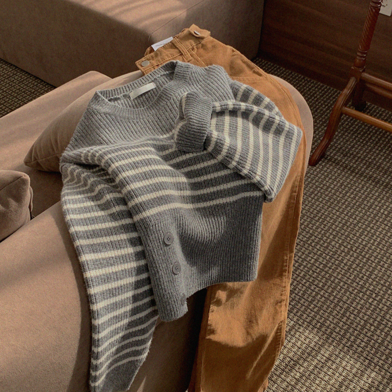 |FROM HEAD TO TOE| Button Knitwear (wool 30%)