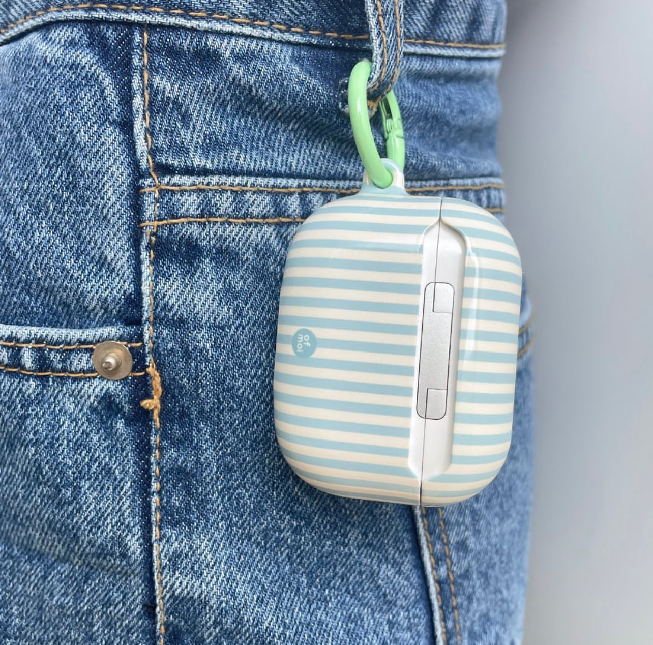 |ofmoi| Creamy Blue Airpods Case