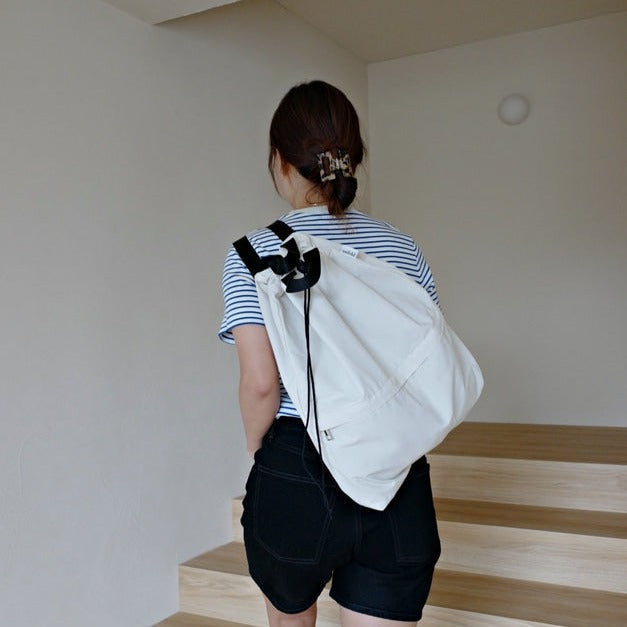 |unfold| String Backpack (Ivory)