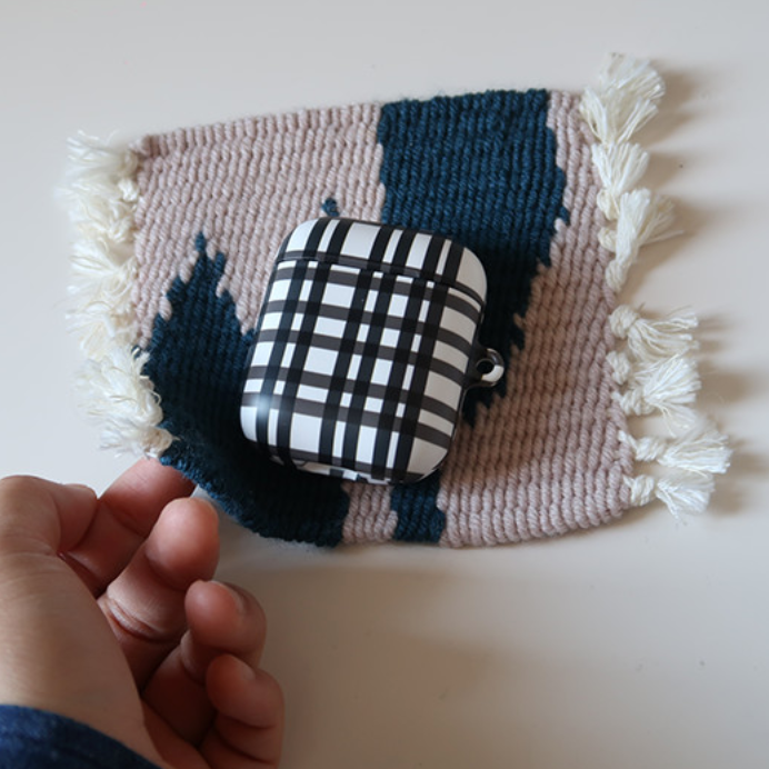 ｜abc studio｜ Rough Gingham AirPods Case