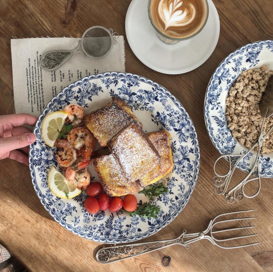 ｜Bracket Table｜ Johnson Brothers Devon Cottage Plate