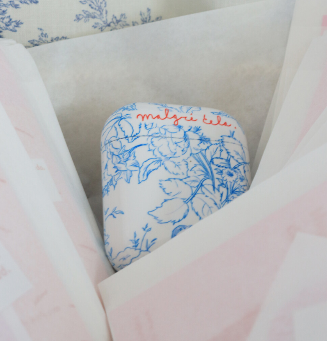 ｜Malgrecela｜ Toile de Jouy Airpods Case (Glossy)